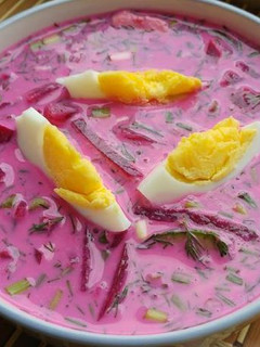 Una foto de Borscht frío (Lituania)
