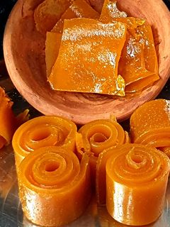 आम पापड़ (aam papad recipe in Hindi) रेसिपी मुख्य फोटो