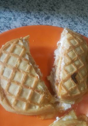 A picture of Waffle sandwich.