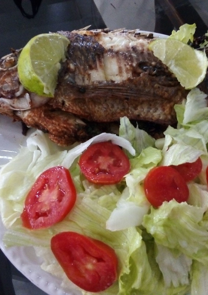 Una foto de Mojarras fritas