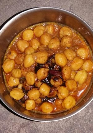 A picture of Ghoogni.