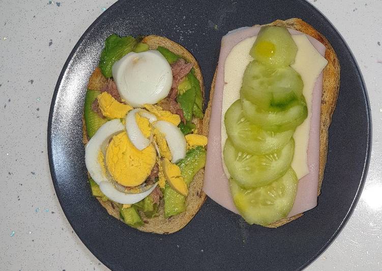 Sándwiches con verduras y pavo