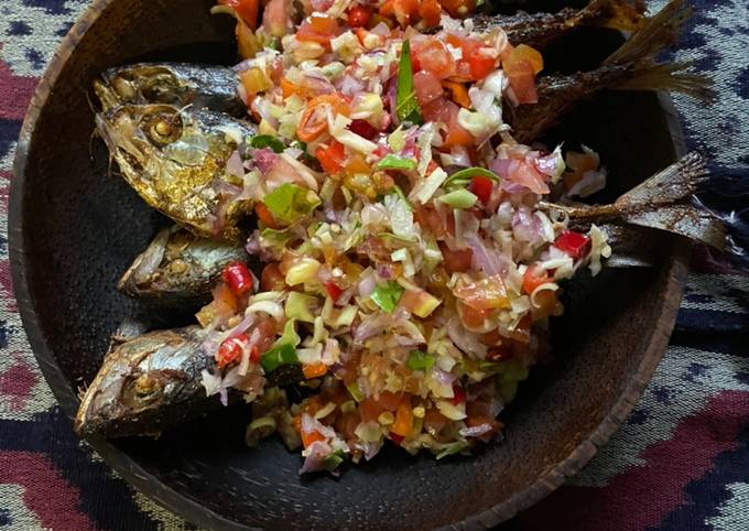 Ikan Kembung Goreng Sambal Dabu2