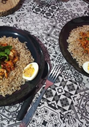 Una foto de Arroz frito con wok de mariscos💯❤️