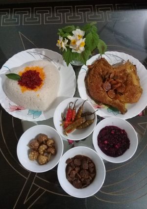 عکسی از دستور زرشک پلو با مرغ
