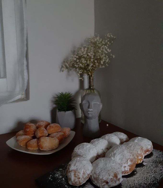 Φωτογραφία της συνταγής Donuts με κρέμα βαυαρίας