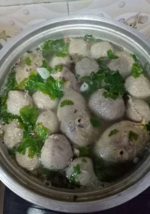 Foto resep Bakso sapi kaldu kepala ayam segar