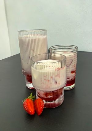 Foto resep Es Strawberry Korea