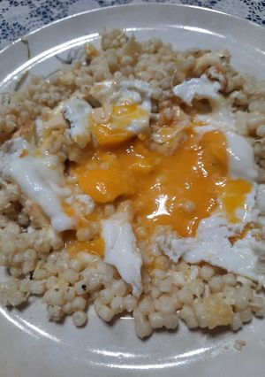 Una foto de Municiones con huevo para comer con cuchara