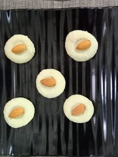A picture of Milk Peda.