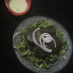 A picture of Chicken haryali kebab.