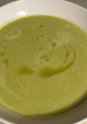 A picture of Asparagus vegetables soup.