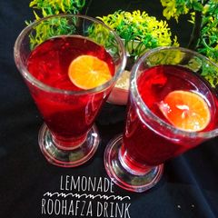 A picture of Lemonade roohafza drink.