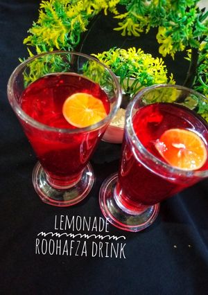 A picture of Lemonade roohafza drink.