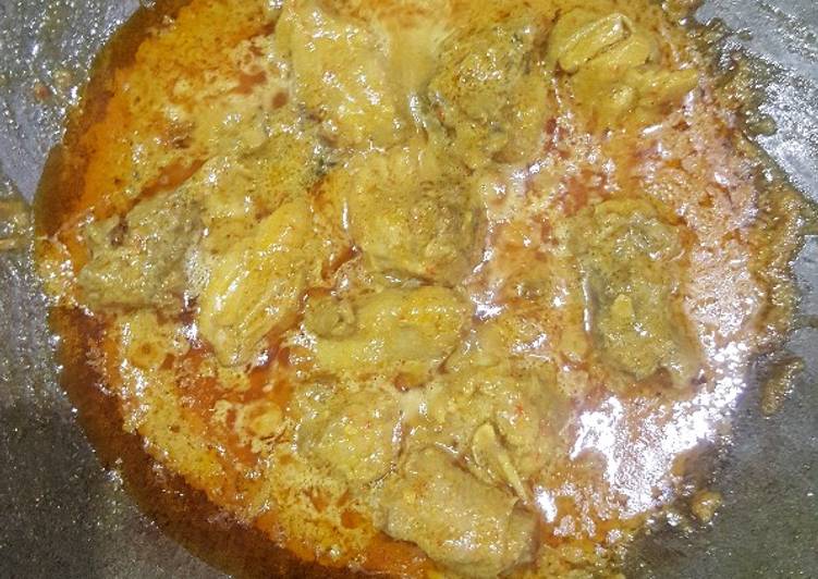 Langkah Mudah untuk meracik Gulai ayam pedas yang nikmat
