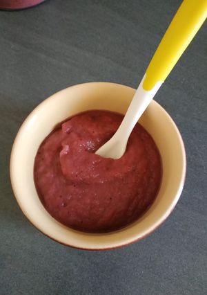 Une photo de Compote pomme-myrtille pour bébés