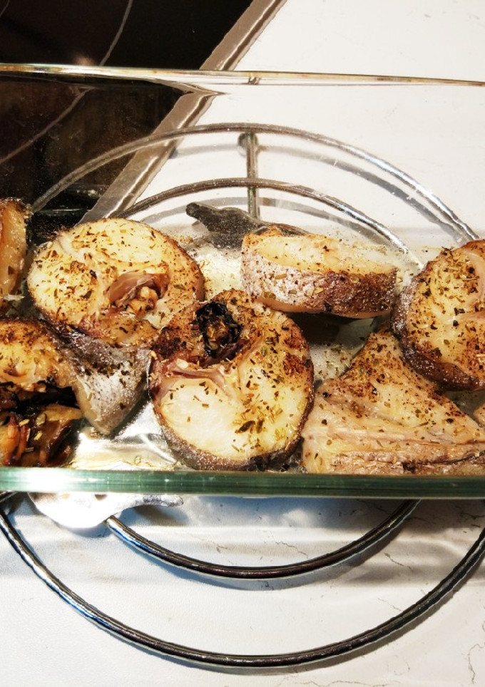 Una foto de Pescadilla especiada al horno