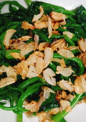 Hình của món Mồng tơi xào tỏi.