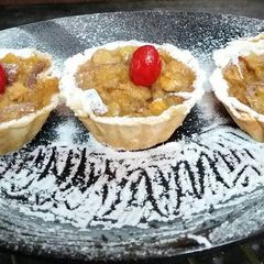 A picture of Apple Pie Tartlets.