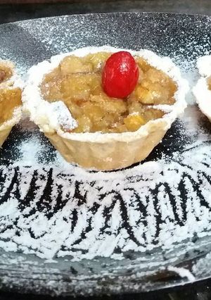 A picture of Apple Pie Tartlets.