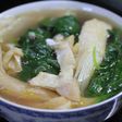 Canh rau dền mồng tơi cá hồi