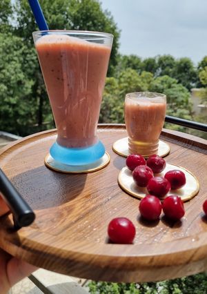 عکسی از دستور دوغ آلبالویی