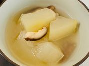 A picture of simmered shiitake