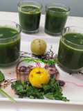 पालक आंवला ग्रीन जूस (Palak Aamla Green Juice Recipe In Hindi)