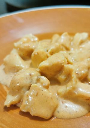 A picture of Chicken in Chipotle Cream Sauce.