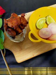 চিকেন ভাজি (chicken bhaaji recipe in Bengali) রেসিপির প্রধান ছবি