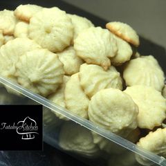 A picture of Learn how to make the Best mini butter cookies 🤩✨.