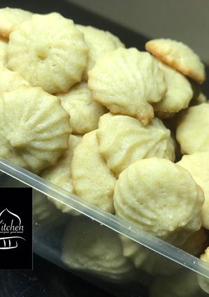A picture of Learn how to make the Best mini butter cookies 🤩✨.