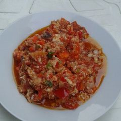 A picture of Egg sauce.