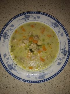 Mustáros tárkonyos csirkeraguleves recept fotója