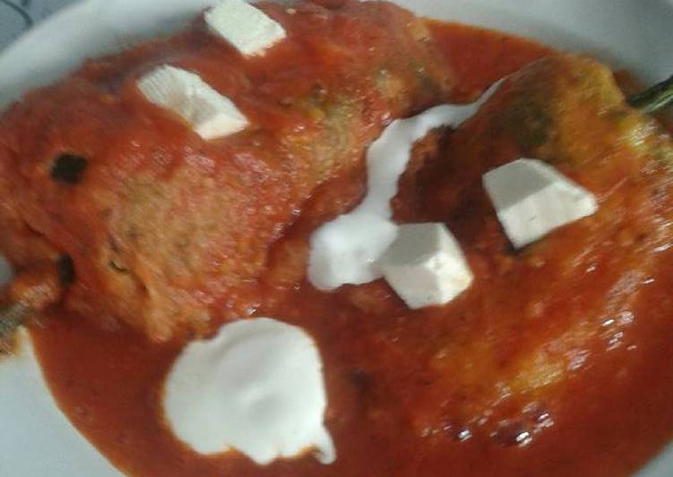 Chiles rellenos *Platillo típico del mes patrio* 😋