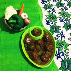A picture of Vegetable Manchurian.