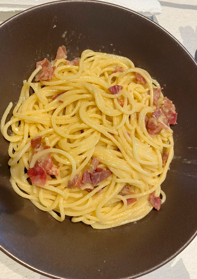Una foto de Spaghetti con salsa de quesos