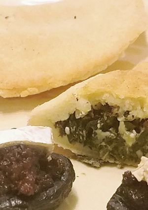 A picture of Fried Spinach feta Hand Pies.