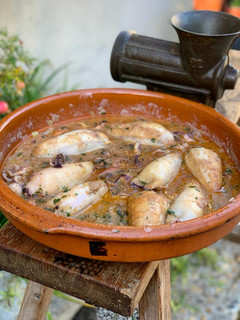 Una foto de Calamares rellenos de gambas y merluza