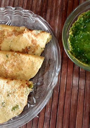 A picture of Oats-Rawa Uttapam.