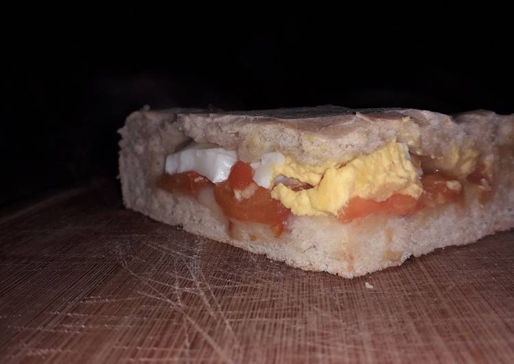 Tarta de tomate y huevo para la merienda 😊