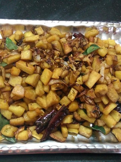 விசேஷங்களில் செய்யும் சேனைகிழங்கு வறுவல் (Senaikilangu VAruval Recipe in Tamil) செய்முறை முக்கிய புகைப்படம்