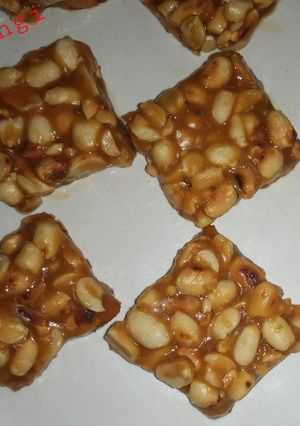 A picture of Peanut Chikki.