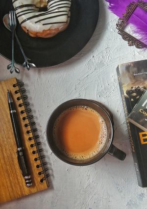 মজার ডোনাটের সাথে  চা রেসিপির প্রধান ছবি