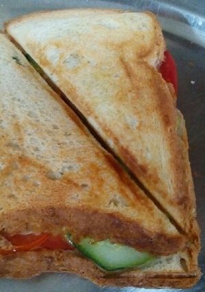 A picture of Vegetable sandwich.