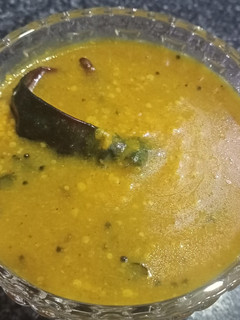 ઓઠા કોઠા ની કઢી (Otha Kotha Kadhi Recipe In Gujarati) રેસીપી મુખ્ય ફોટો