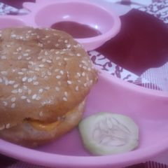 A picture of Aloo tikki burger(mc donald style).