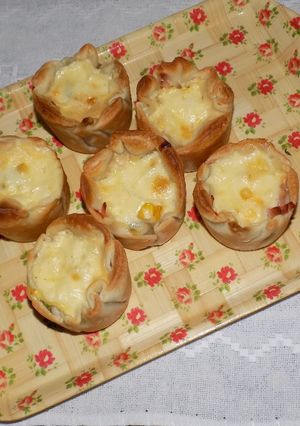 Una foto de Montañitas con discos de empanadas