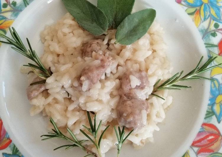 Recipe of Favorite Risotto salsiccia ed erbe