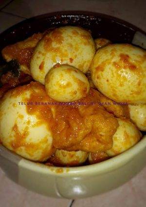 Foto resep Telur beranak bumbu bali😊